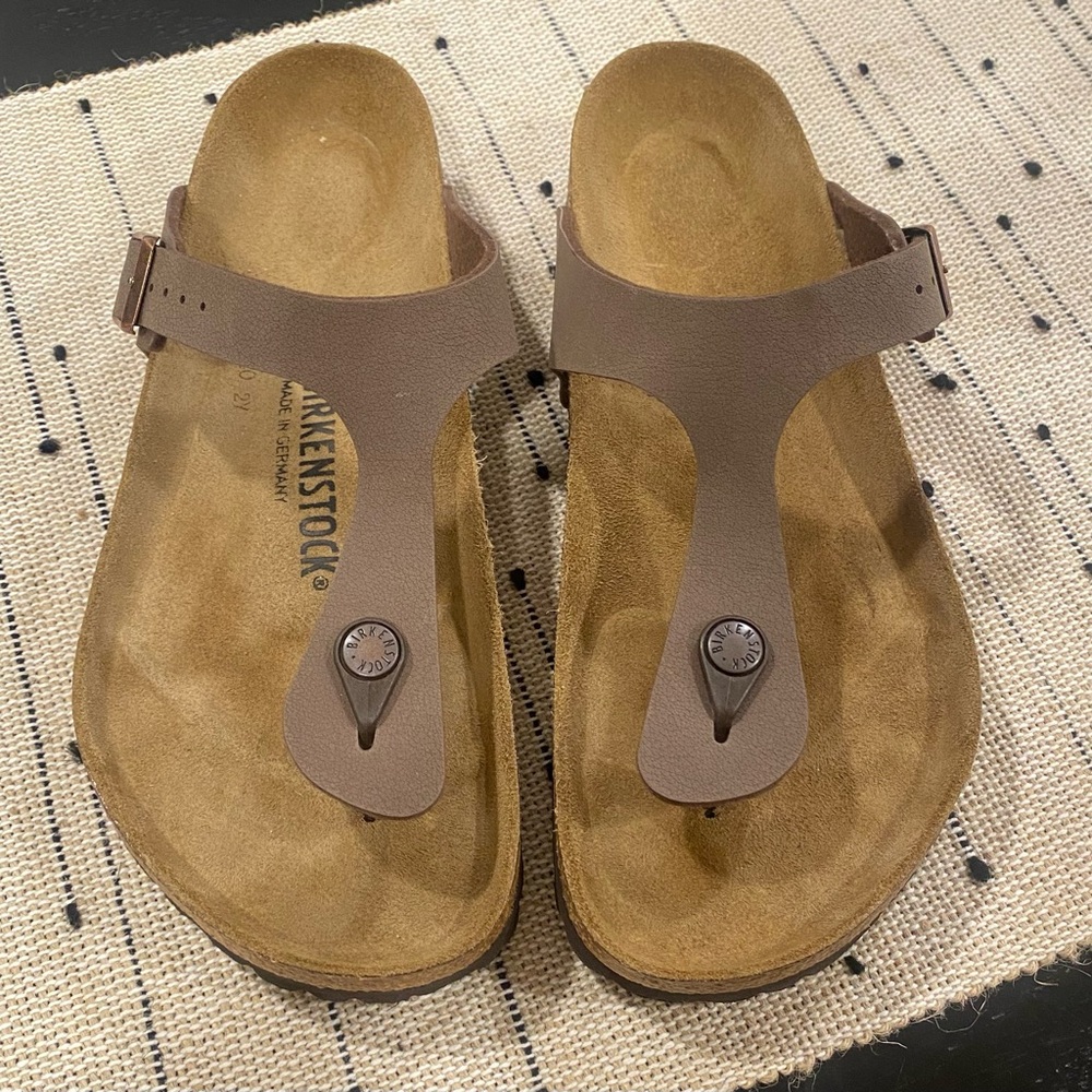 NEW Birkenstock Gizeh Brown Tan Thong Sandals Sz 40 US 10